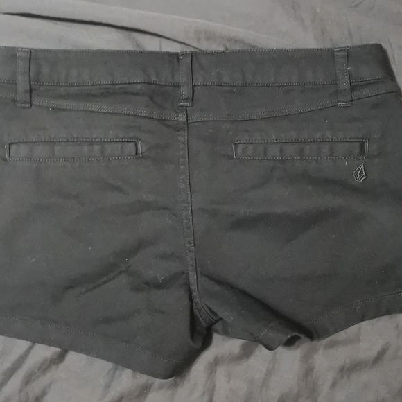 Short Volcom - Picture 3 of 3